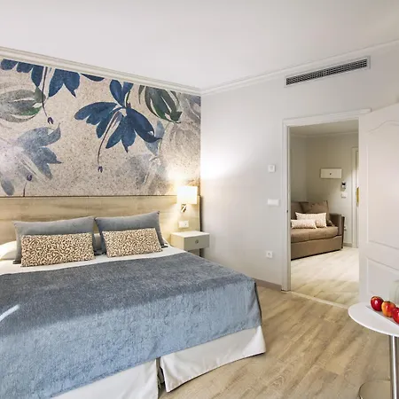 Salles Centro Hotel 4*