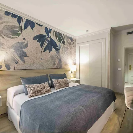 Salles Centro Hotel Malaga