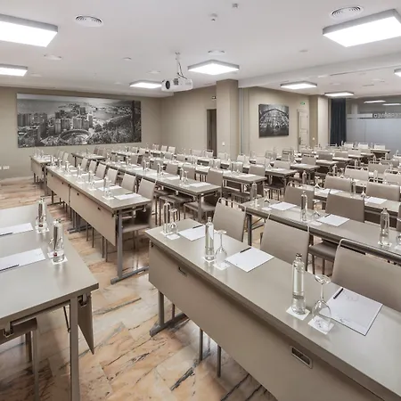 Salles Centro Hotel 4*