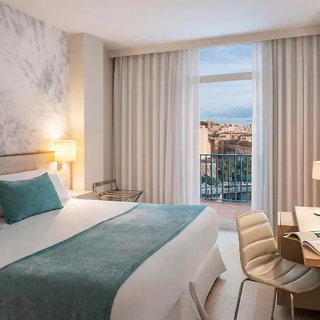 Salles Centro Hotel