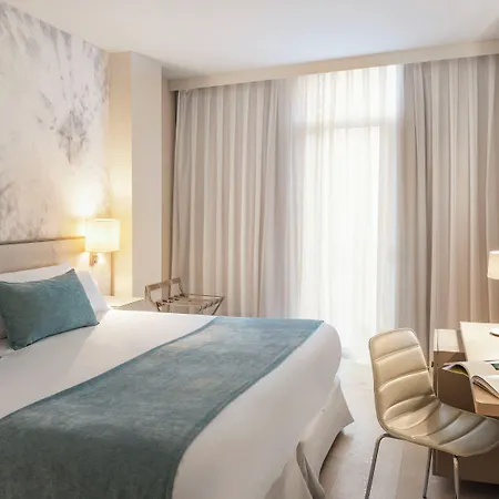 Salles Centro Hotel