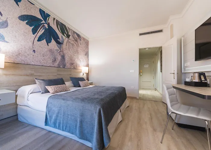 ساليس مالاغا سنترو فندق مالقة