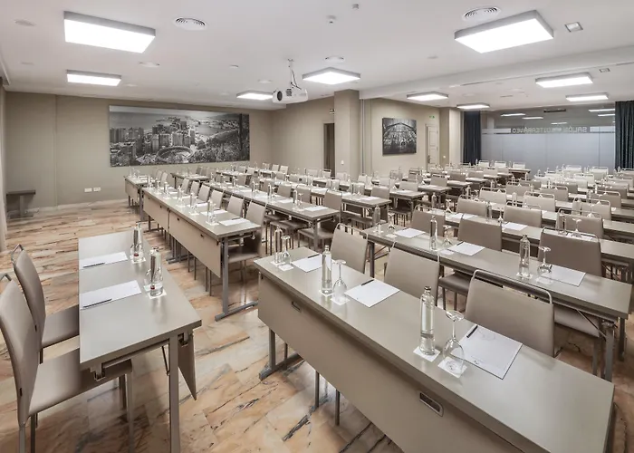 ساليس مالاغا سنترو فندق 4*