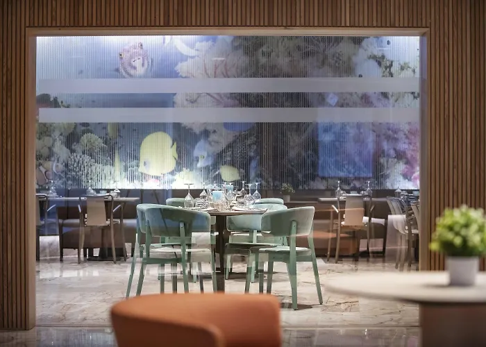 ساليس مالاغا سنترو 4* مالقة