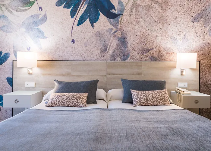 فندق ساليس مالاغا سنترو 4*