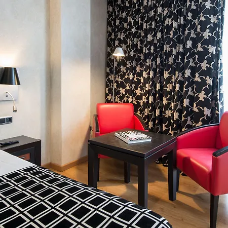 Szálloda Salles Centro 4*