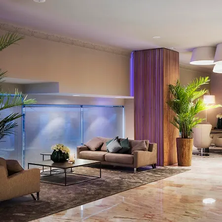 Salles Centro Hotel 4*